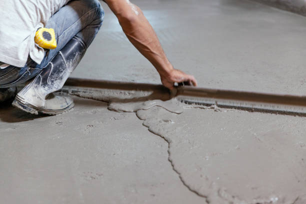 Best Concrete Pool Decks in Independence, IA